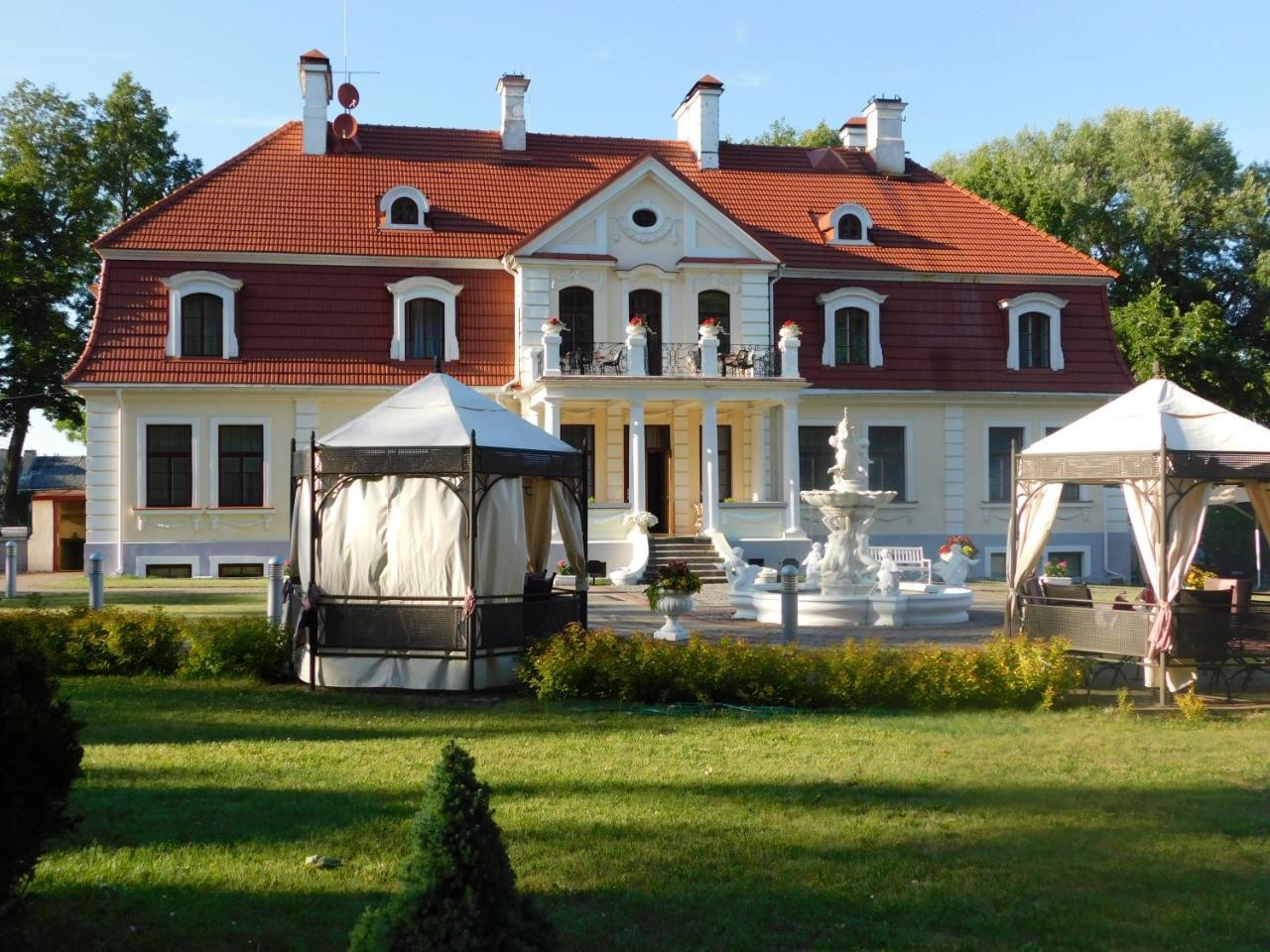 Hotel Sventes Muiza Exteriér fotografie